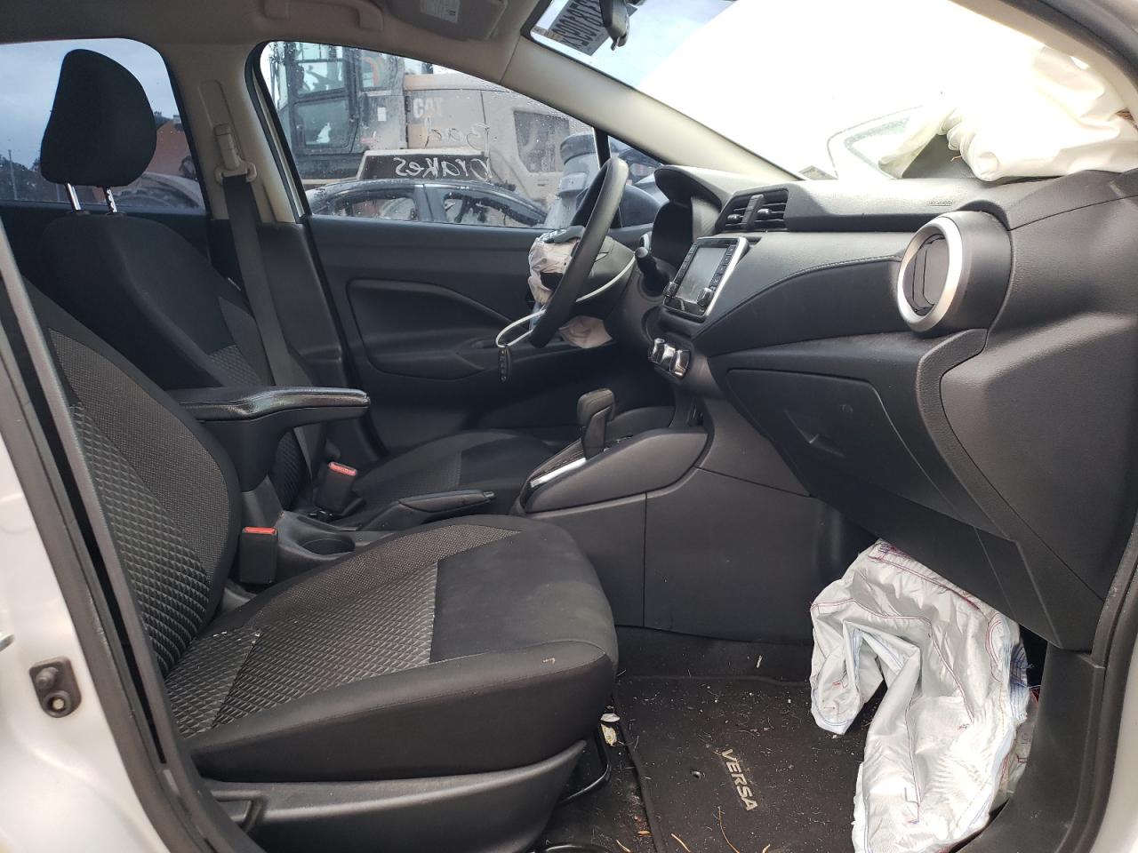 Photo 5 from auction – 2020 NISSAN VERSA S with VIN 3N1CN8DV4LL836181