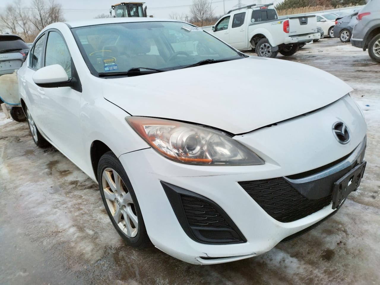 MAZDA 3 I 2011 with VIN JM1BL1VG8B1355734 - Photo from auction