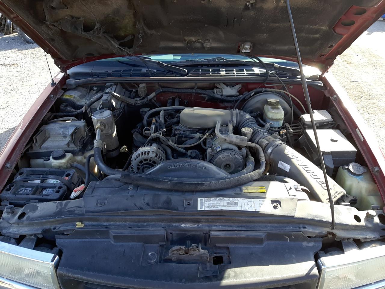 Photo 7 from auction – 2001 CHEVROLET BLAZER with VIN 1GNCS13W61K118578