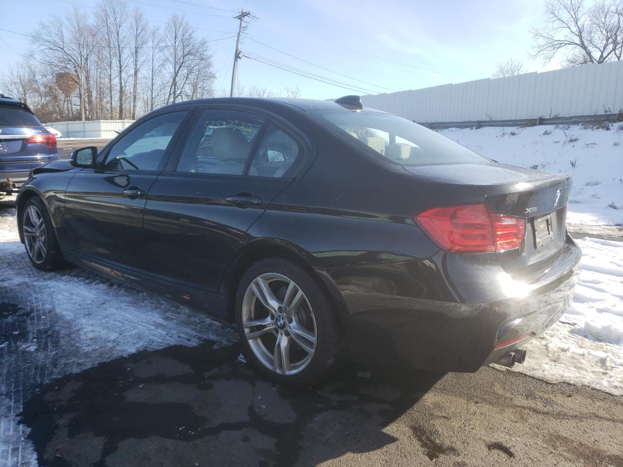 Photo 3 from auction – 2015 BMW 328 XI with VIN WBA3B3C56FF546868