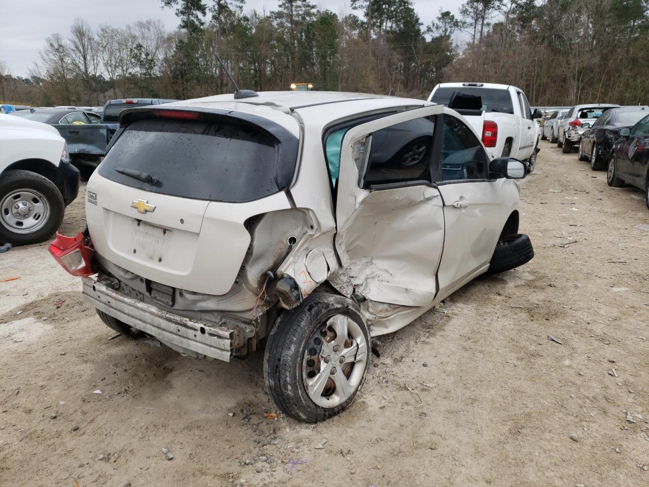 Photo 4 from auction – 2019 CHEVROLET SPARK LS with VIN KL8CB6SA3KC721407