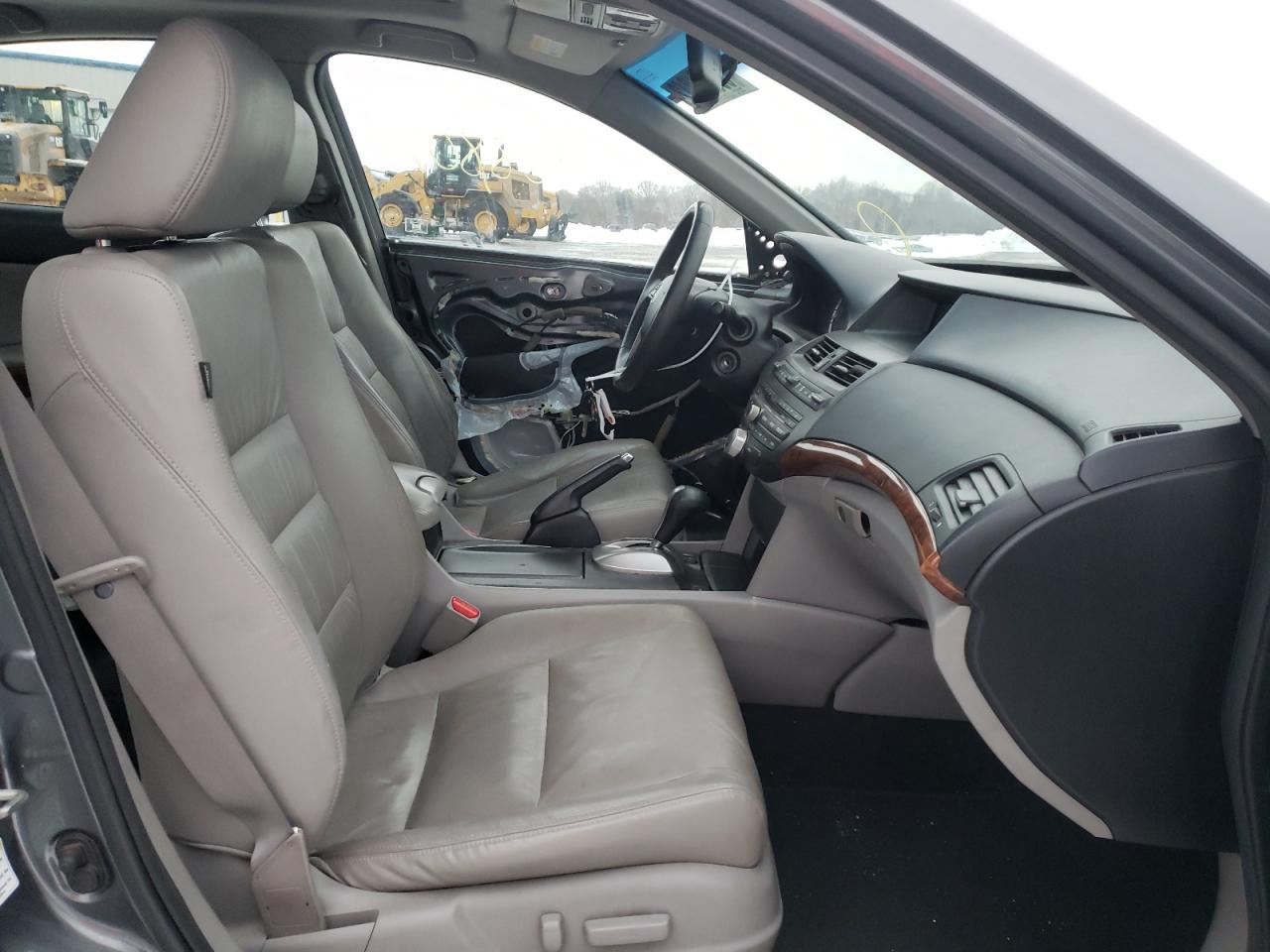 Photo 5 from auction – 2012 HONDA ACCORD EXL with VIN 1HGCP3F8XCA020599