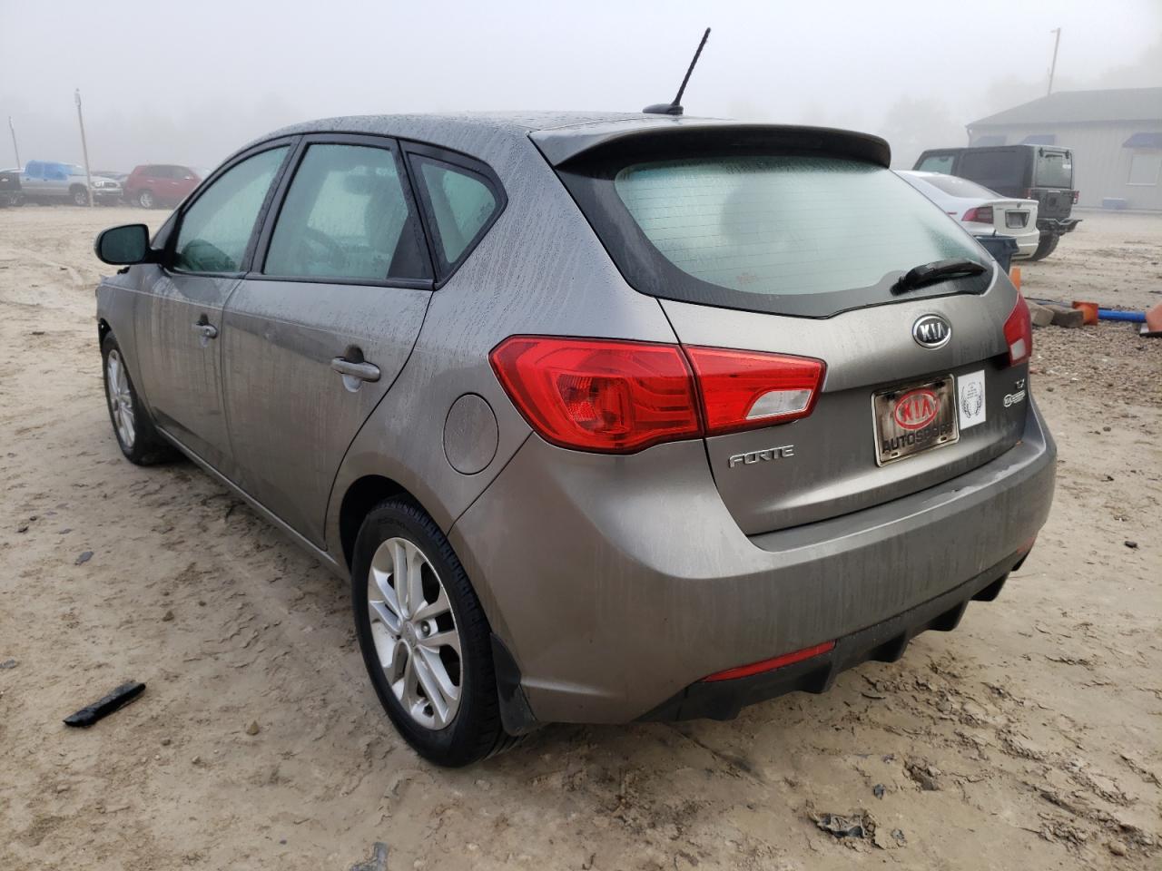 Photo 3 from auction – 2012 KIA FORTE EX with VIN KNAFU5A25C5481220