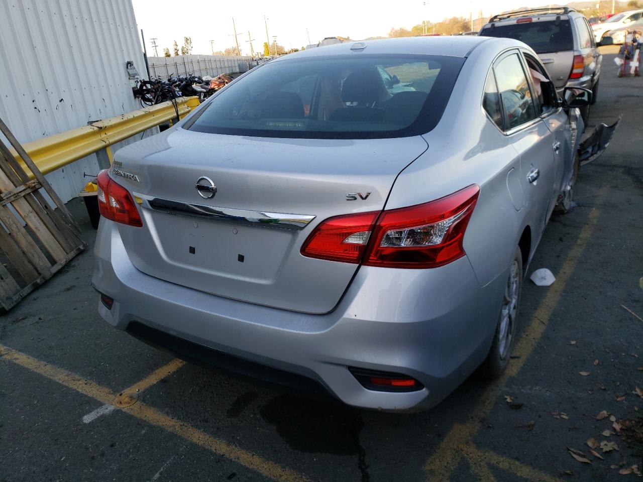 Photo 4 from auction – 2019 NISSAN SENTRA S with VIN 3N1AB7AP1KL623638