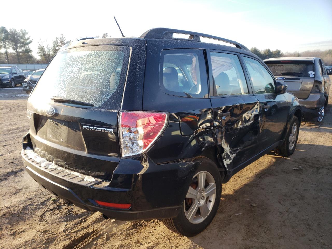 Photo 4 from auction – 2011 SUBARU FORESTER 2 with VIN JF2SHABC5BH724769
