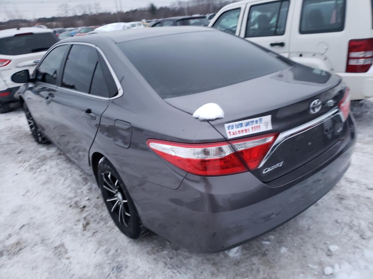 Photo 3 from auction – 2016 TOYOTA CAMRY LE with VIN 4T1BF1FKXGU171665