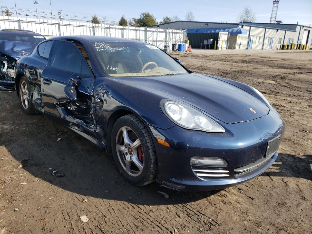 PORSCHE PANAMERA 2 2011 with VIN WP0AA2A74BL012811 - Photo from auction
