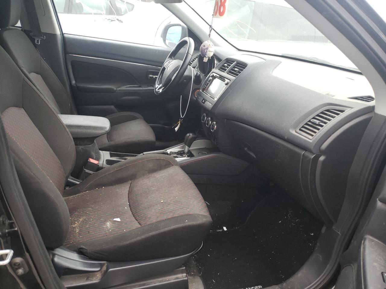 Photo 5 from auction – 2018 MITSUBISHI OUTLANDER with VIN JA4AP3AU5JU009820