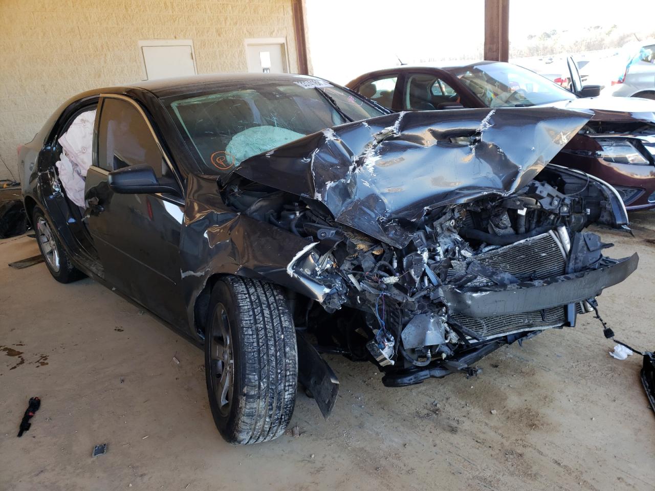 CHEVROLET MALIBU LS 2015 with VIN 1G11B5SL1FF335382 - Photo from auction