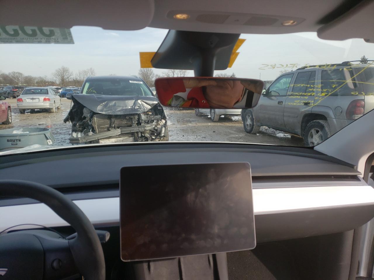 Photo 8 from auction – 2021 TESLA MODEL Y with VIN 5YJYGDEE6MF189626