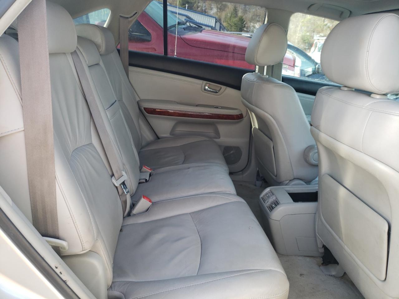 Photo 6 from auction – 2005 LEXUS RX 330 with VIN 2T2HA31U05C078287