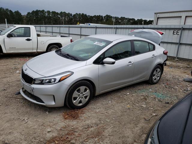 Photo 4 from auction – 2017 KIA FORTE LX with VIN 3KPFK4A72HE043992