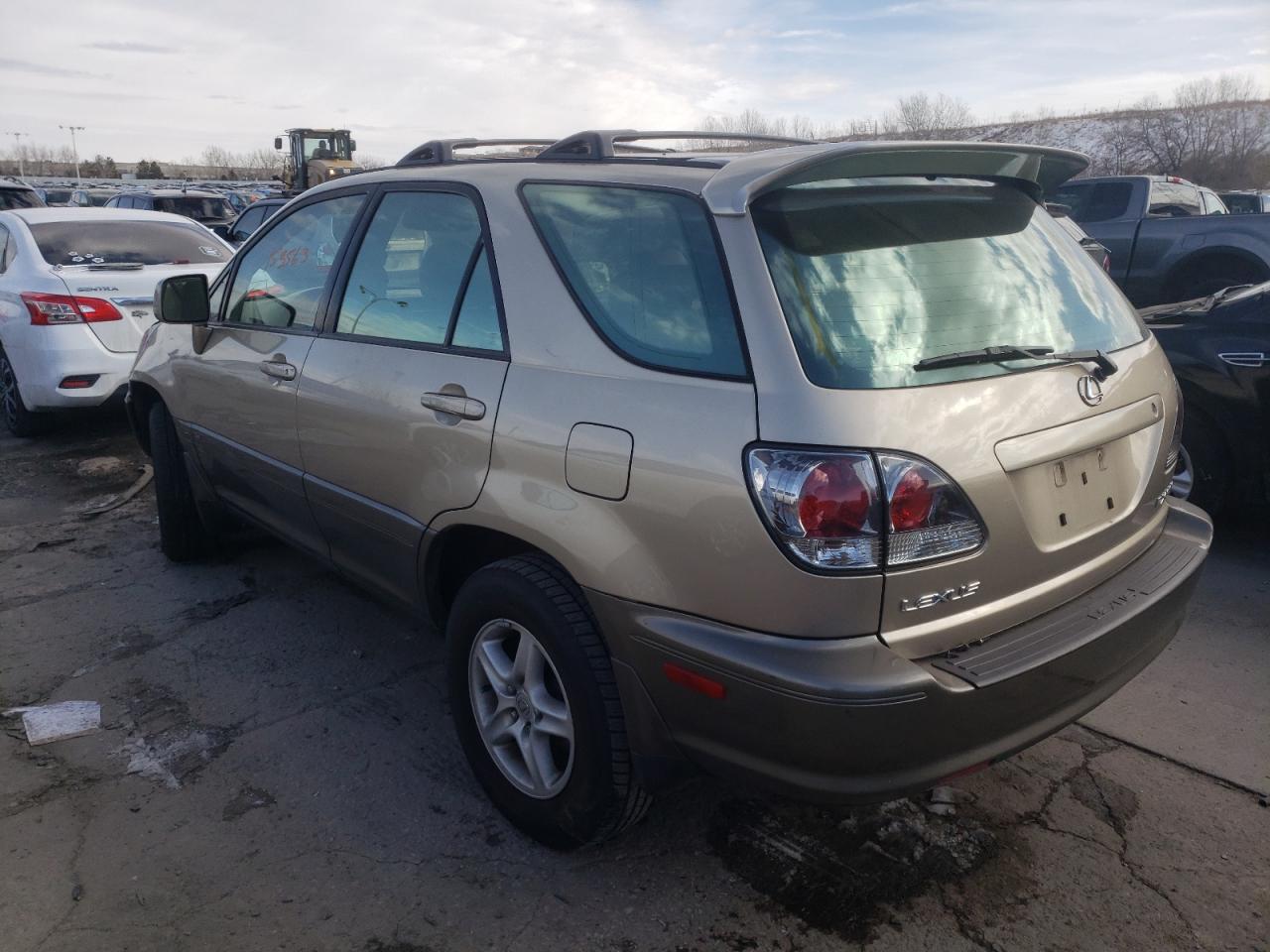 Photo 3 from auction – 2002 LEXUS RX 300 with VIN JTJHF10U720289811
