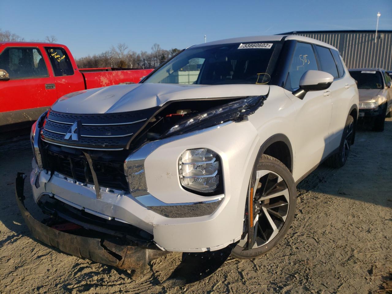 Photo 2 from auction – 2022 MITSUBISHI OUTLANDER with VIN JA4J3TA83NZ053483
