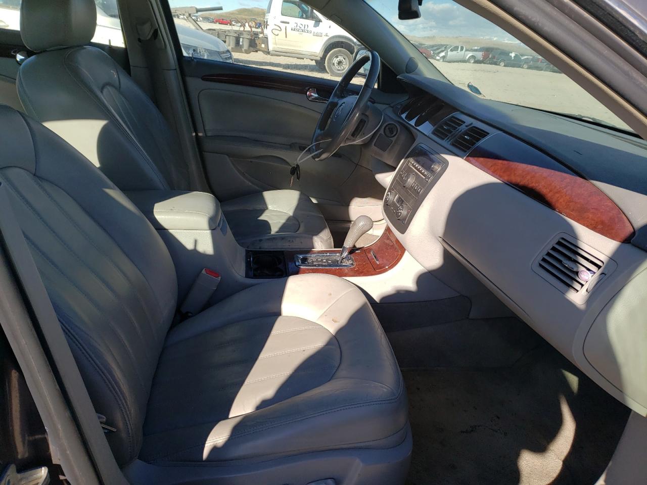 Photo 5 from auction – 2007 BUICK LUCERNE CX with VIN 1G4HD57207U120777