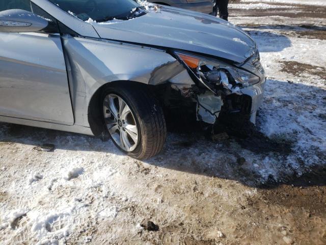 Photo 9 from auction – 2011 HYUNDAI SONATA SE with VIN 5NPEC4AC2BH279986