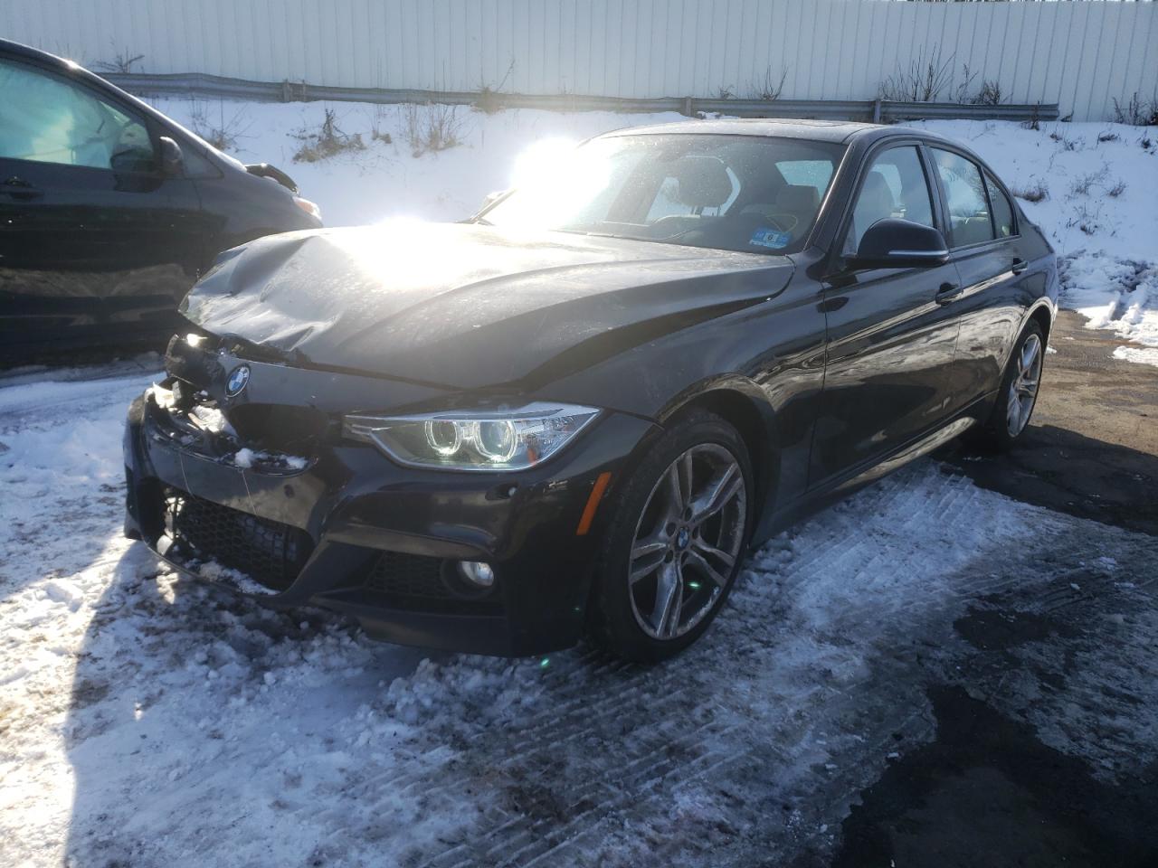 Photo 2 from auction – 2015 BMW 328 XI with VIN WBA3B3C56FF546868