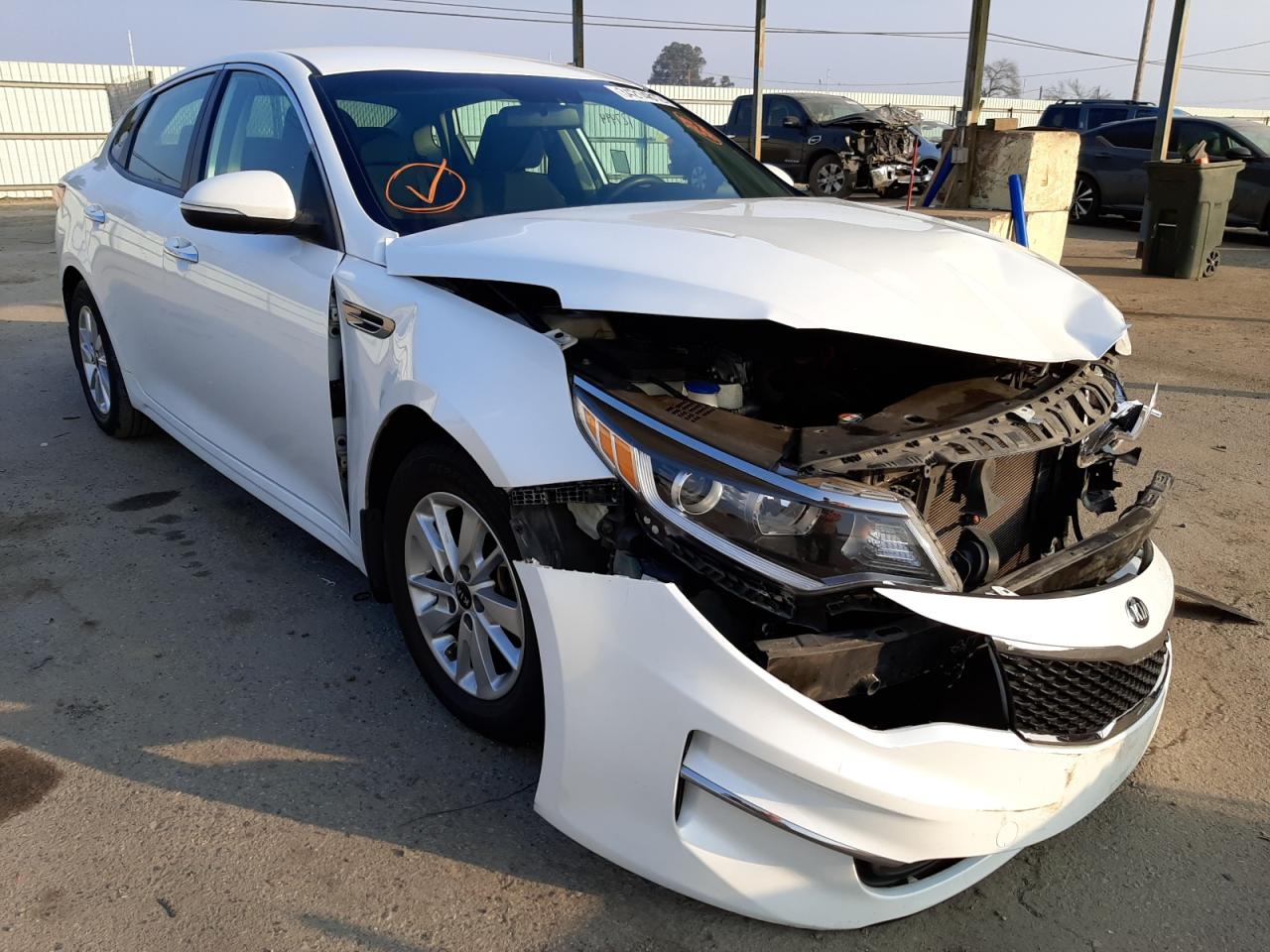 KIA OPTIMA LX 2016 with VIN KNAGT4L33G5076132 - Photo from auction