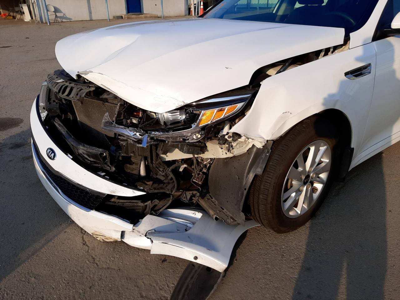 Photo 9 from auction – 2016 KIA OPTIMA LX with VIN KNAGT4L33G5076132