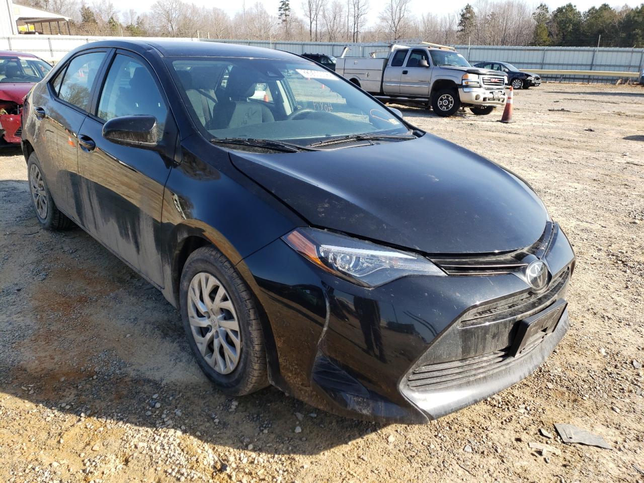 TOYOTA COROLLA L 2019 with VIN 2T1BURHE8KC215720 - Photo from auction