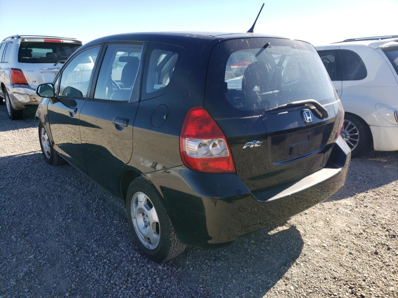 Photo 3 from auction – 2007 HONDA FIT with VIN JHMGD38407S057792
