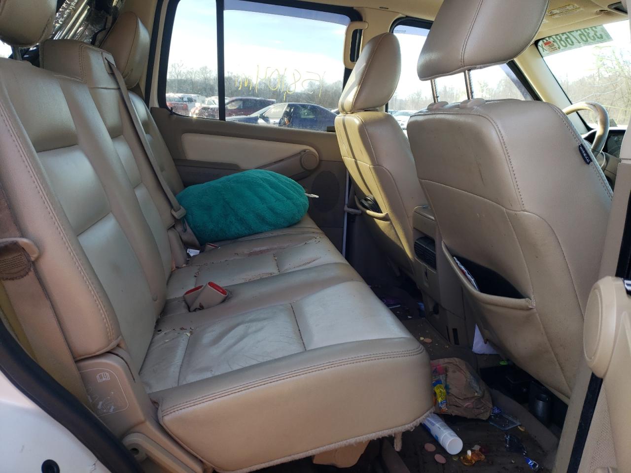 Photo 6 from auction – 2010 FORD EXPLORER E with VIN 1FMEU7EE4AUA18191