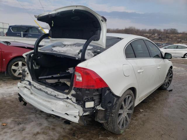 Photo 4 from auction – 2016 VOLVO S60 PLATIN with VIN LYV612TM1GB093495