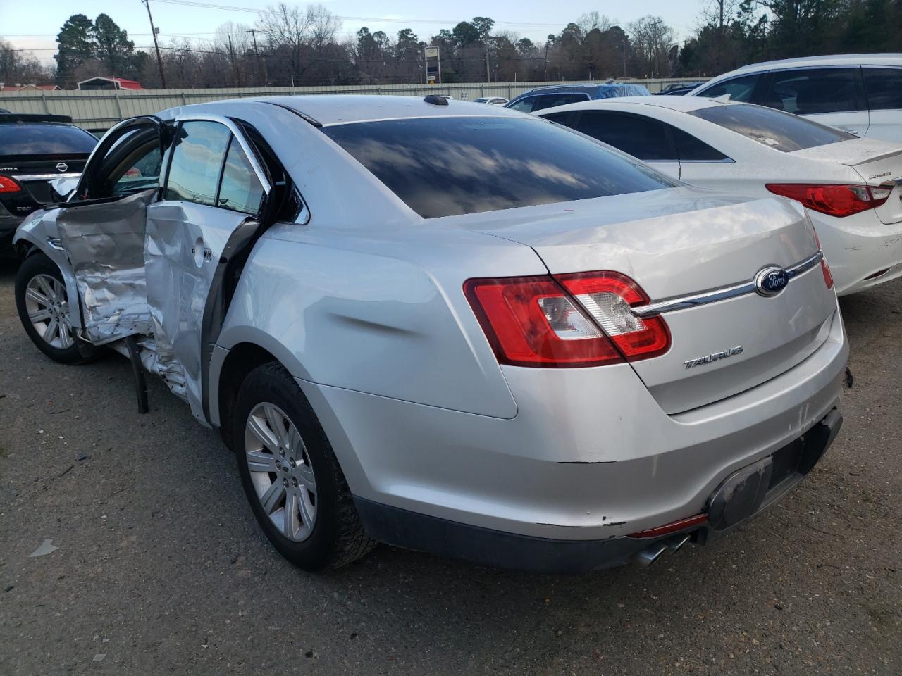 Photo 3 from auction – 2012 FORD TAURUS SE with VIN 1FAHP2DW3CG109790