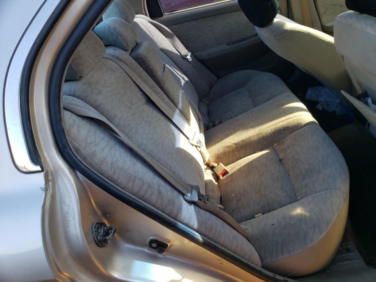 Photo 6 from auction – 2006 KIA OPTIMA LX with VIN KNAGD126065466028