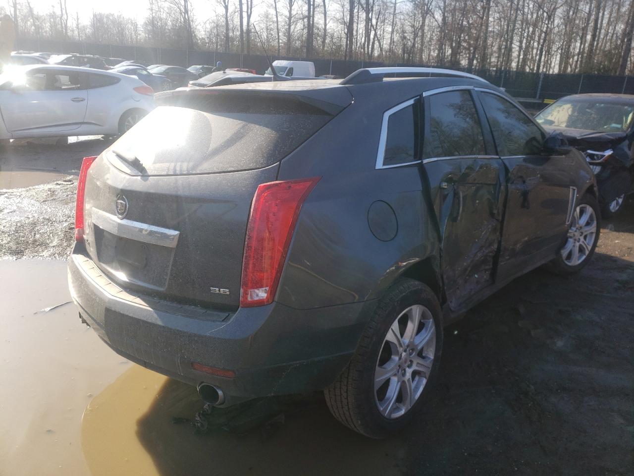 Photo 4 from auction – 2013 CADILLAC SRX PERFOR with VIN 3GYFNHE36DS557999
