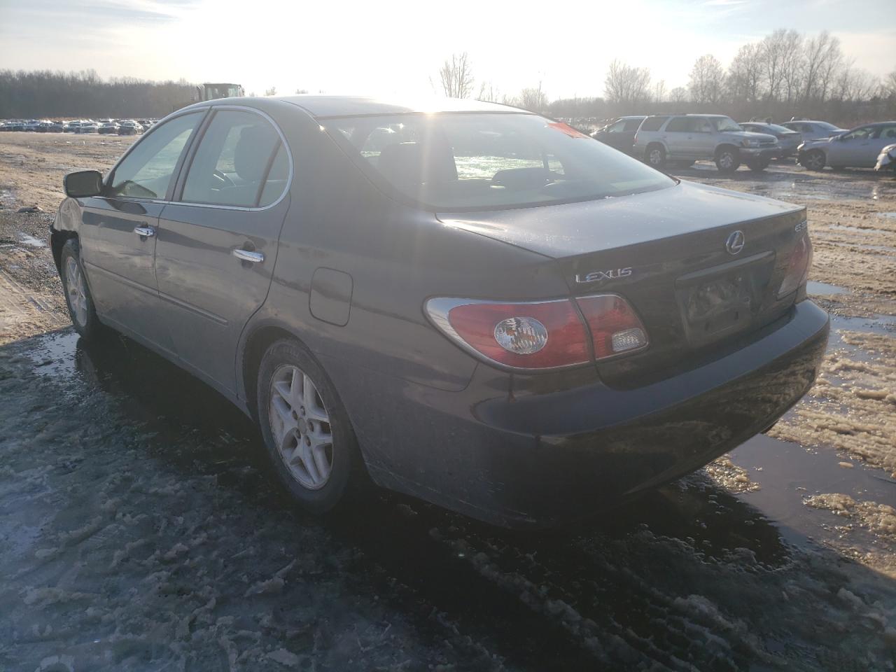 Photo 3 from auction – 2003 LEXUS ES 300 with VIN JTHBF30G930127208