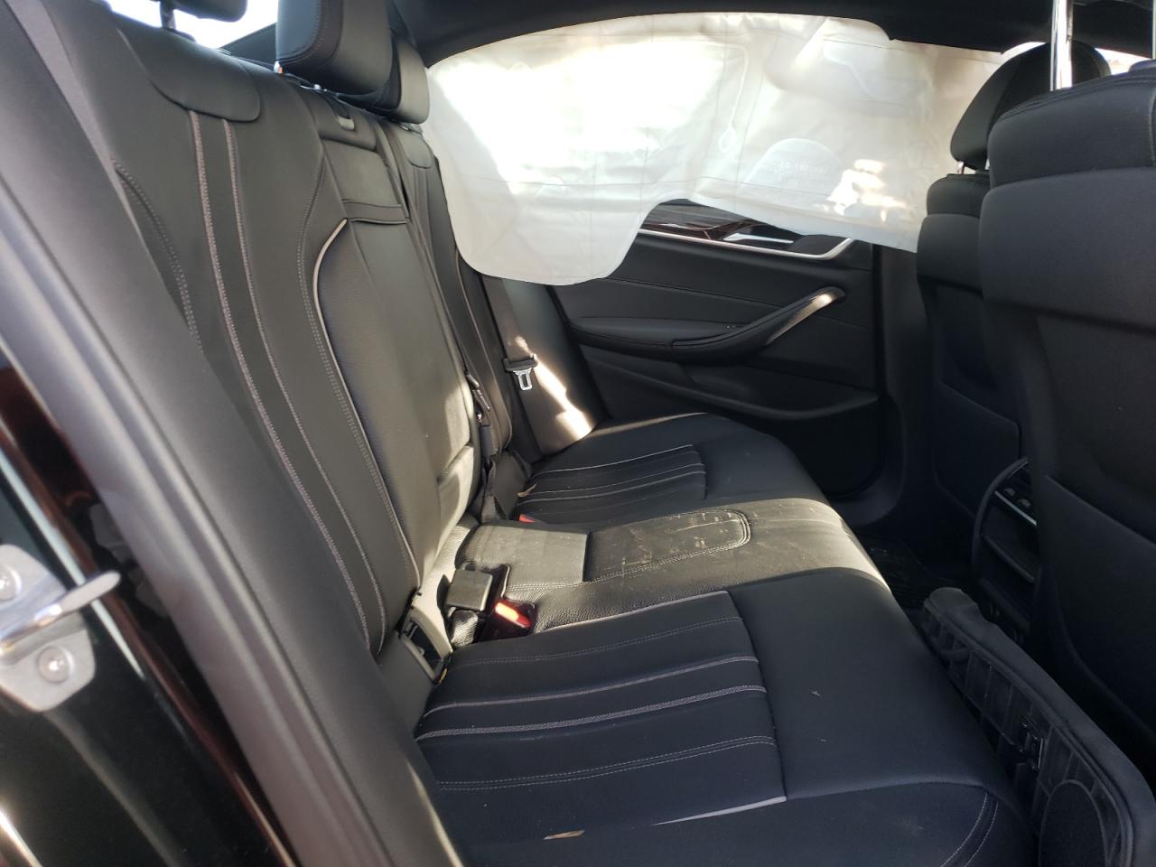 Photo 6 from auction – 2018 BMW 540 I with VIN WBAJE5C52JWA97811