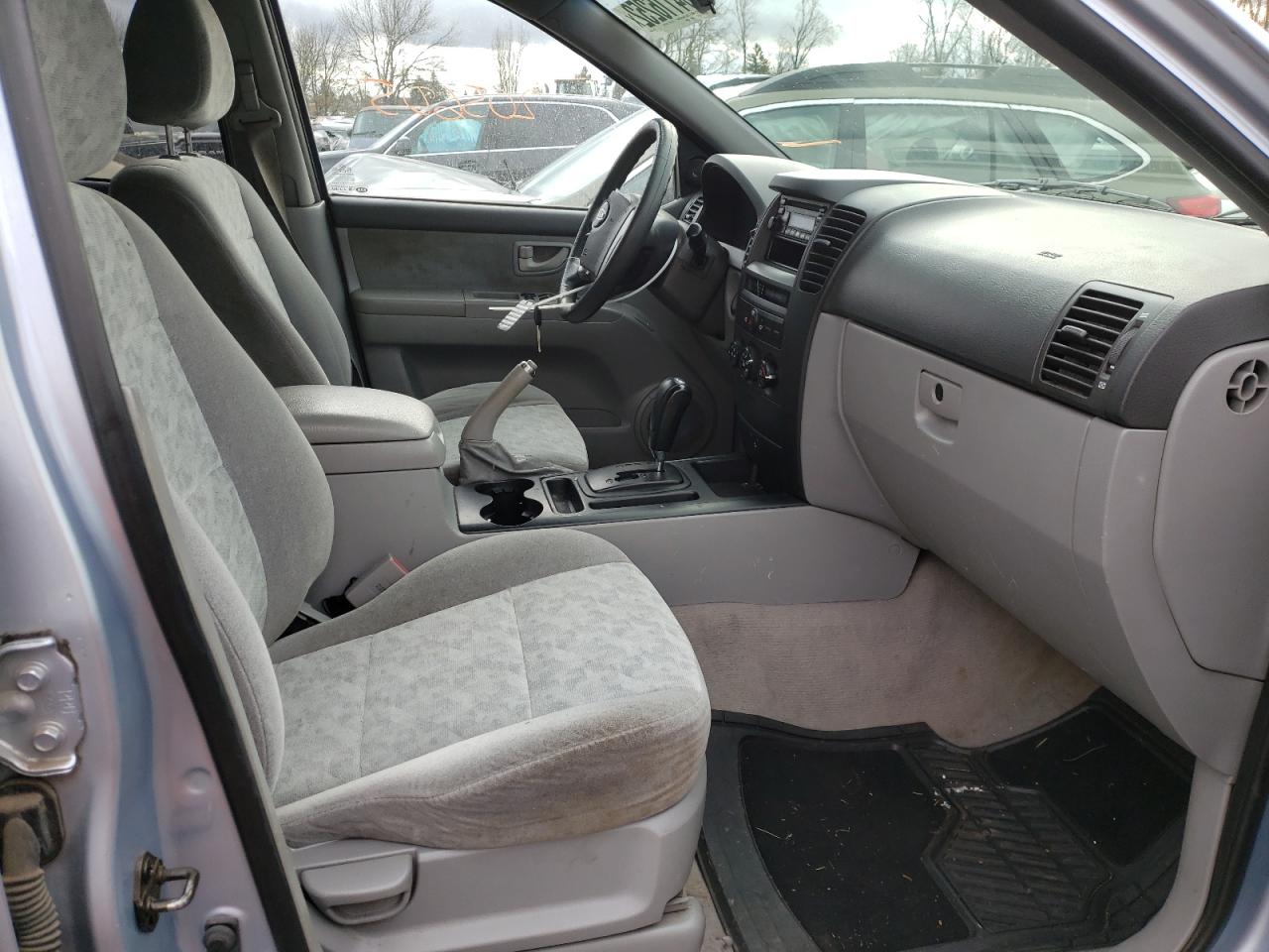 Photo 5 from auction – 2005 KIA SORENTO EX with VIN KNDJC733255469921