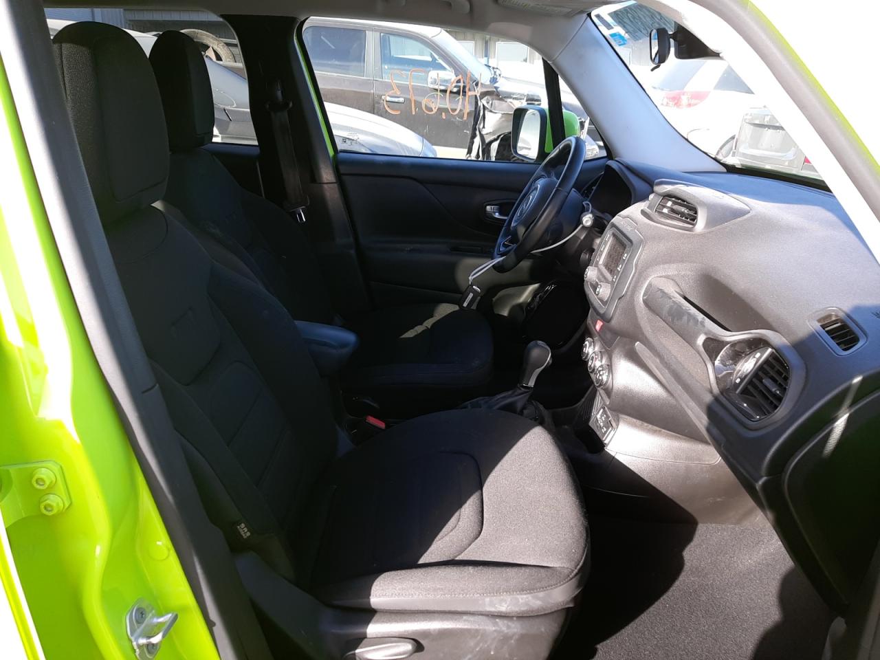 Photo 5 from auction – 2017 JEEP RENEGADE L with VIN ZACCJABBXHPG31696