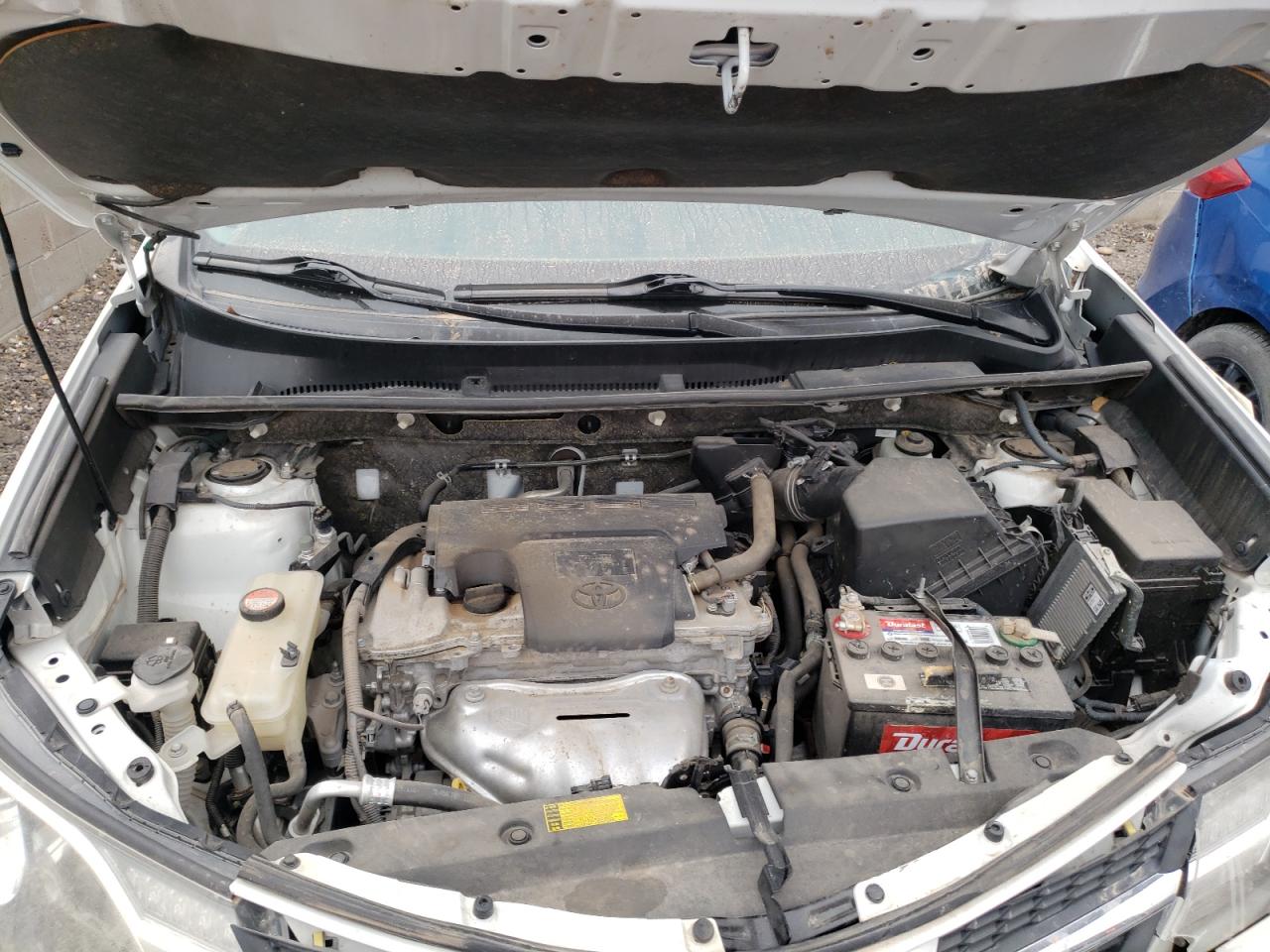 Photo 7 from auction – 2015 TOYOTA RAV4 LE with VIN JTMBFREVXFD096706