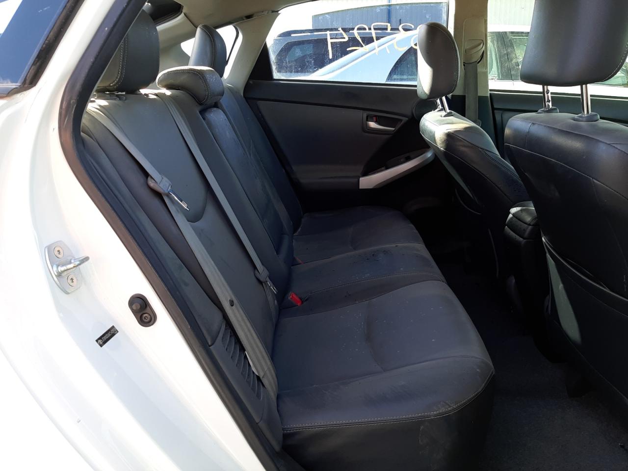 Photo 6 from auction – 2012 TOYOTA PRIUS with VIN JTDKN3DU6C5429109