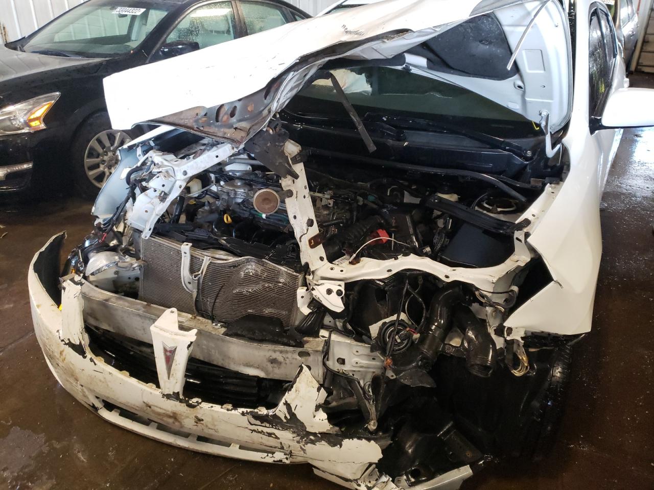 Photo 9 from auction – 2010 PONTIAC VIBE with VIN 5Y2SP6E84AZ409864
