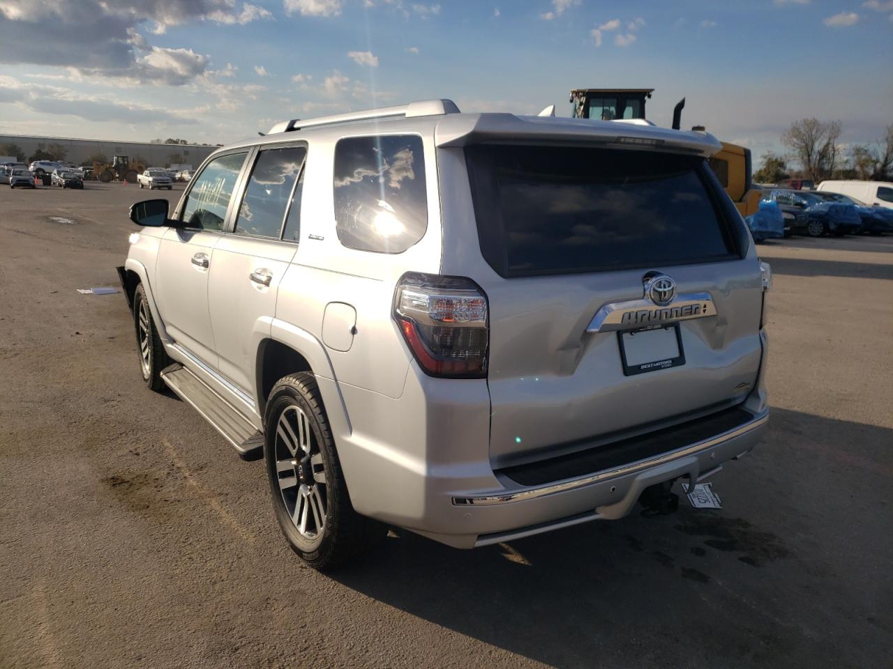 Photo 3 from auction – 2014 TOYOTA 4RUNNER SR with VIN JTEBU5JR4E5165904