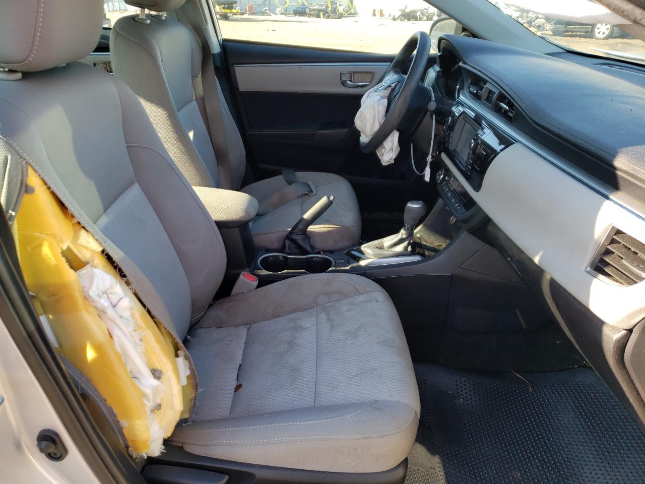Photo 5 from auction – 2016 TOYOTA COROLLA L with VIN 2T1BURHE1GC651350