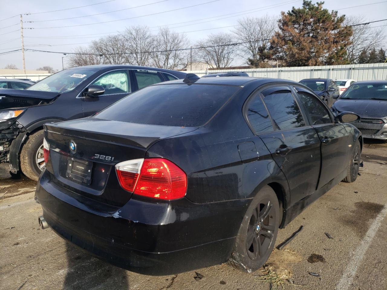 Photo 4 from auction – 2008 BMW 328 I with VIN WBAVA335X8P143517