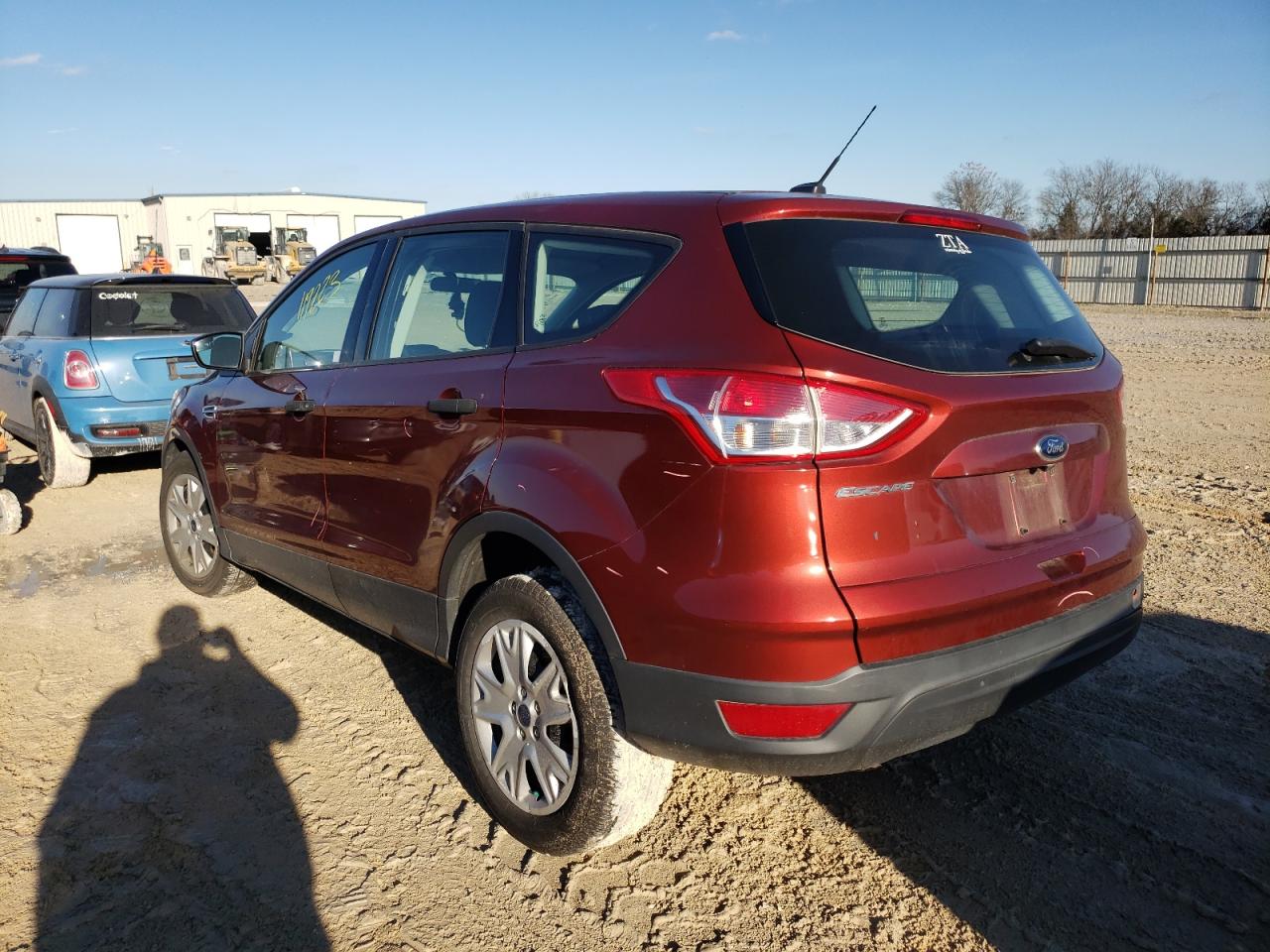 Photo 3 from auction – 2015 FORD ESCAPE S with VIN 1FMCU0F78FUA66265