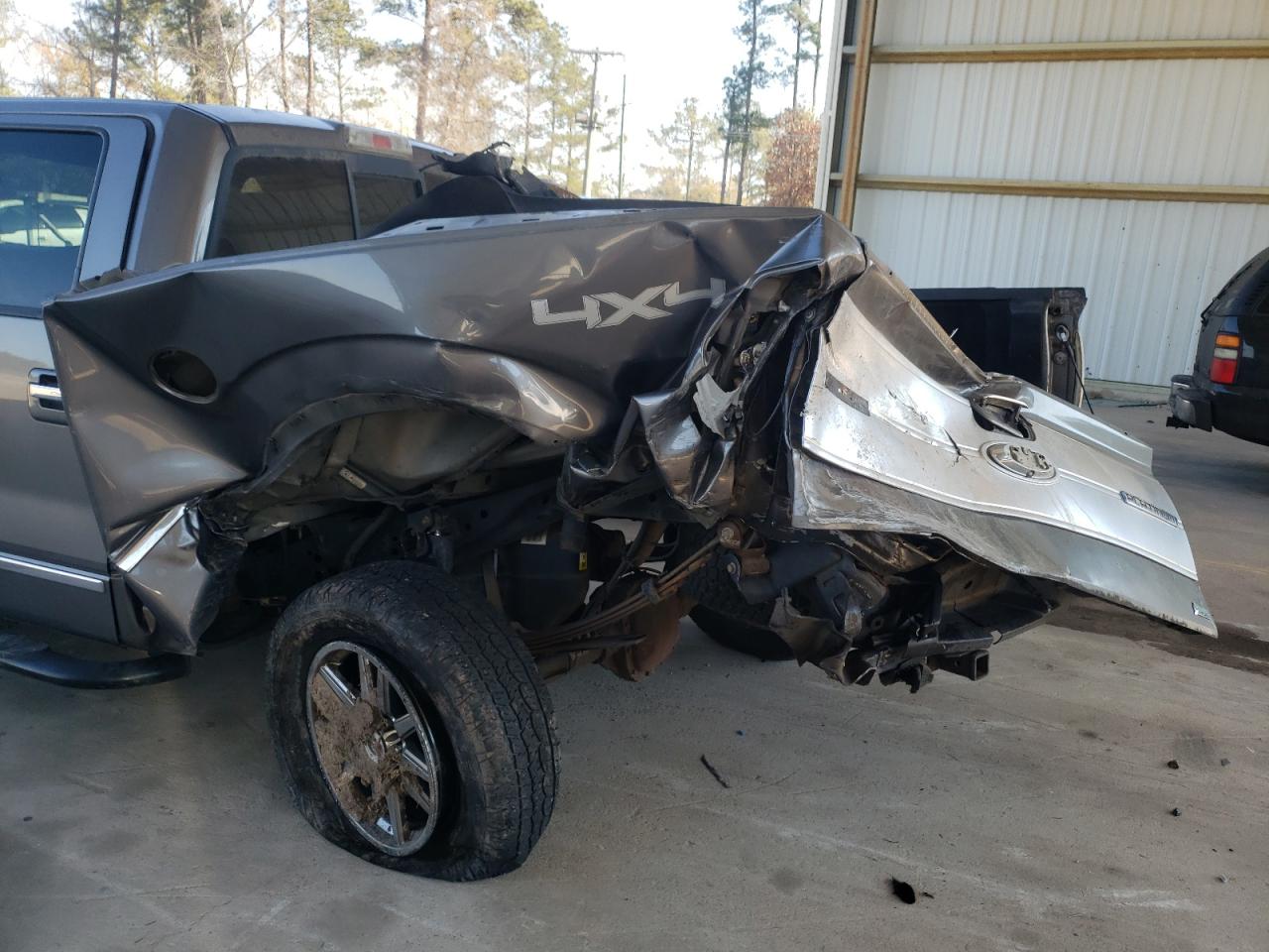 Photo 9 from auction – 2010 FORD F150 SUPER with VIN 1FTFW1EV1AFA61570