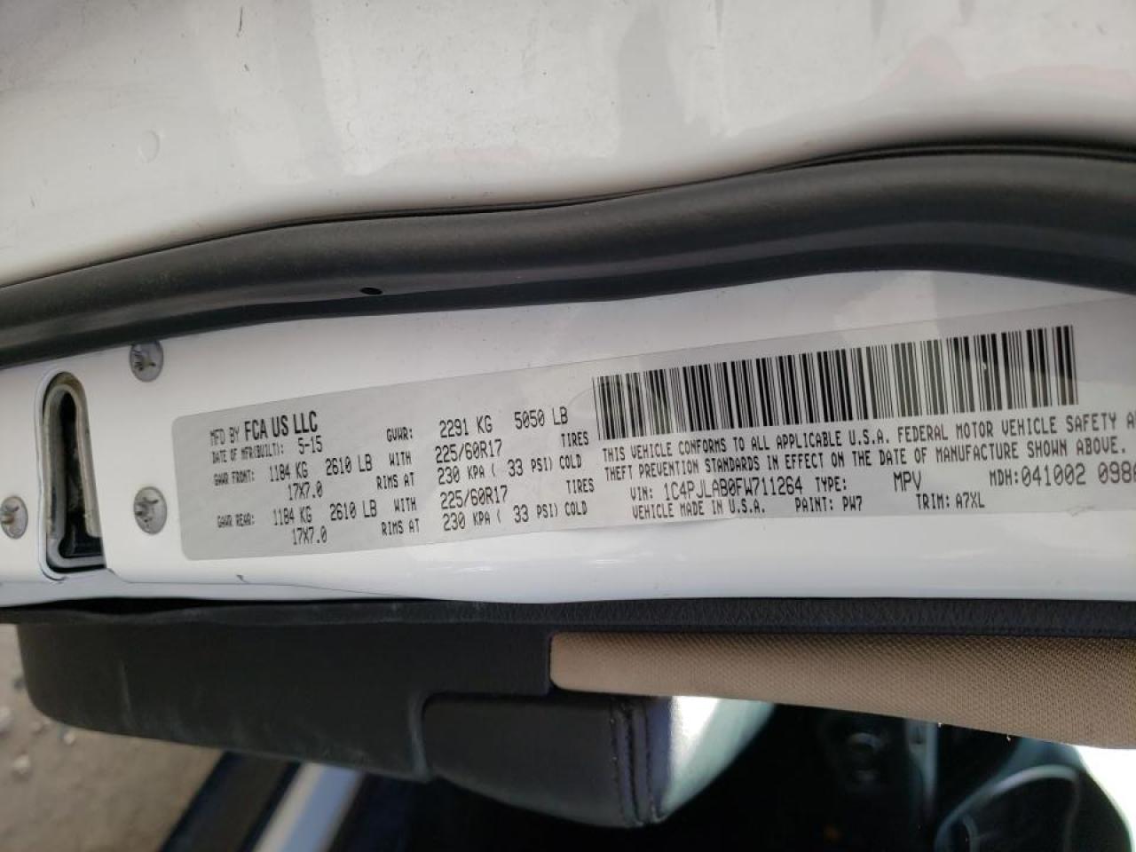 Photo 10 from auction – 2015 JEEP CHEROKEE S with VIN 1C4PJLAB0FW711264