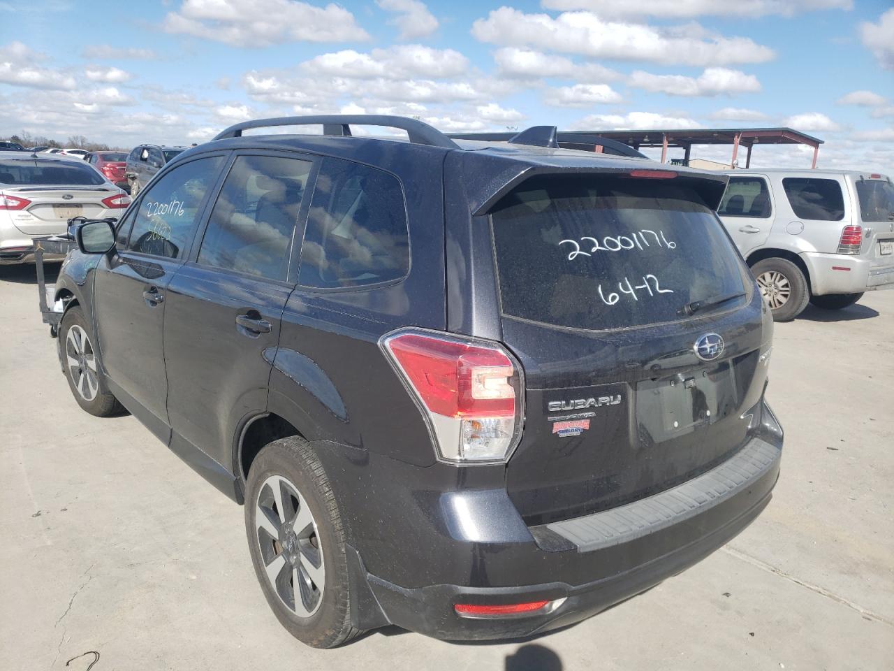 Photo 3 from auction – 2017 SUBARU FORESTER 2 with VIN JF2SJAEC6HH411450