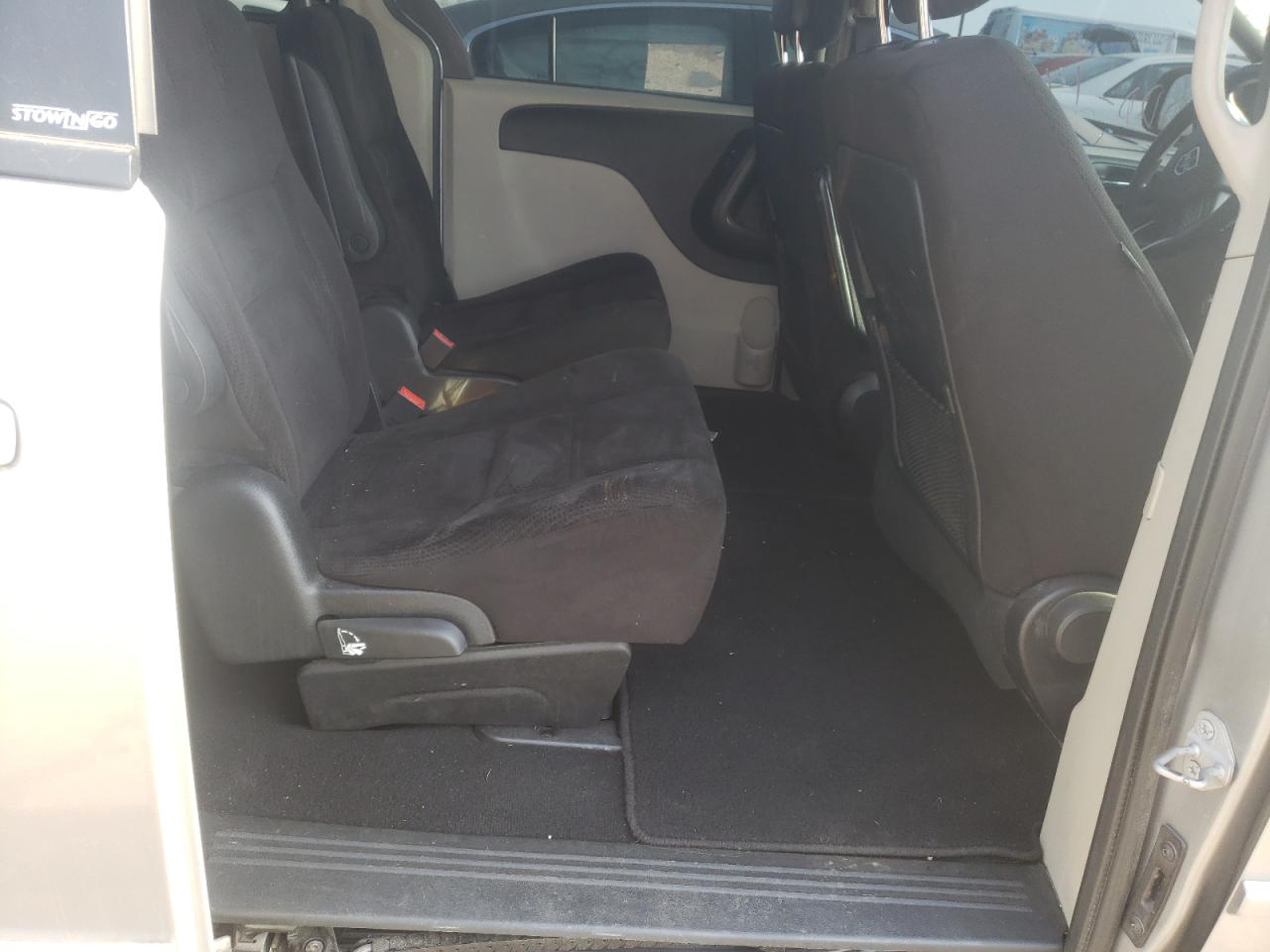 Photo 6 from auction – 2014 DODGE GRAND CARA with VIN 2C4RDGCG5ER212581