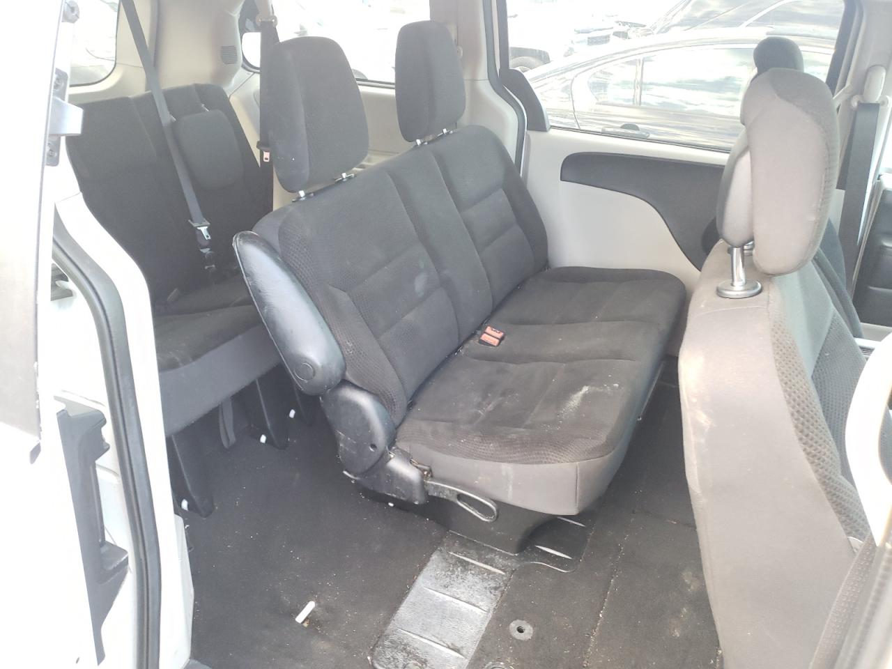 Photo 6 from auction – 2019 DODGE GRAND CARA with VIN 2C4RDGBG3KR592551