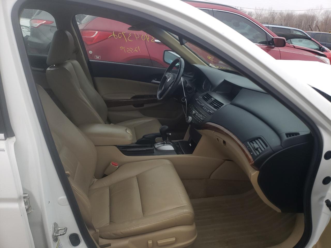 Photo 5 from auction – 2012 HONDA ACCORD EX with VIN 1HGCP3F83CA001084