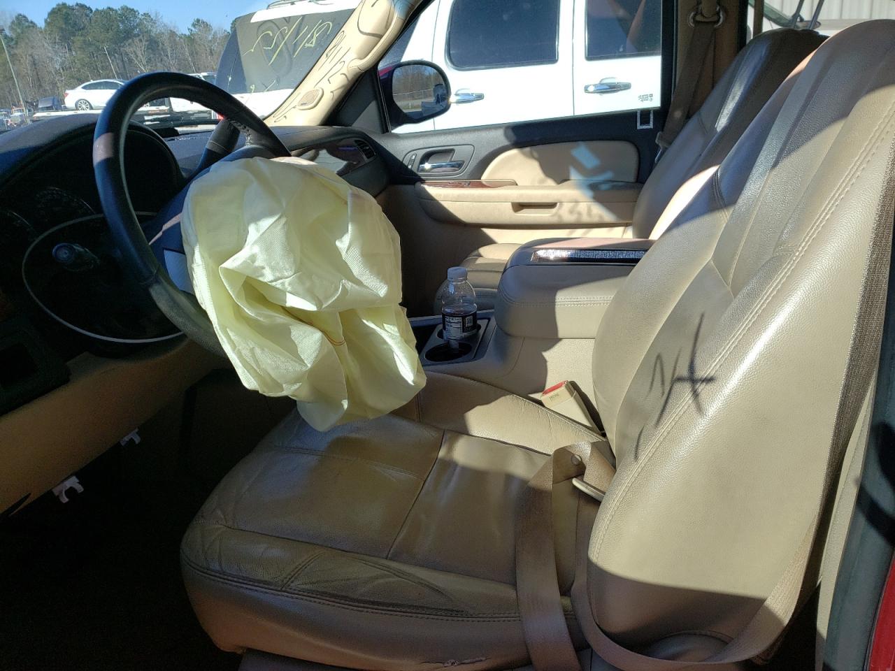 Photo 5 from auction – 2007 CHEVROLET TAHOE C150 with VIN 1GNFC13067J100960