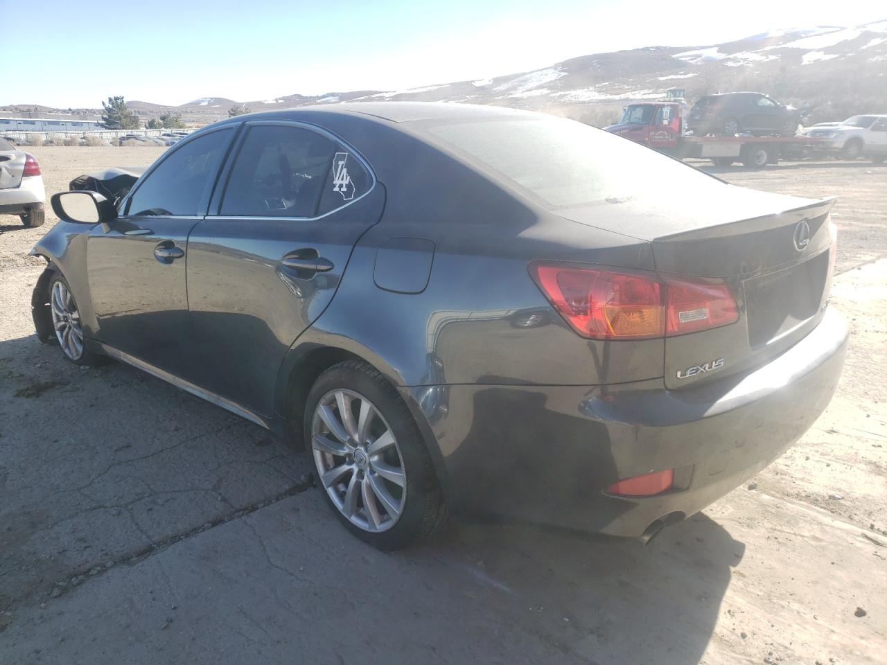 Photo 3 from auction – 2006 LEXUS IS 250 with VIN JTHCK262865003072