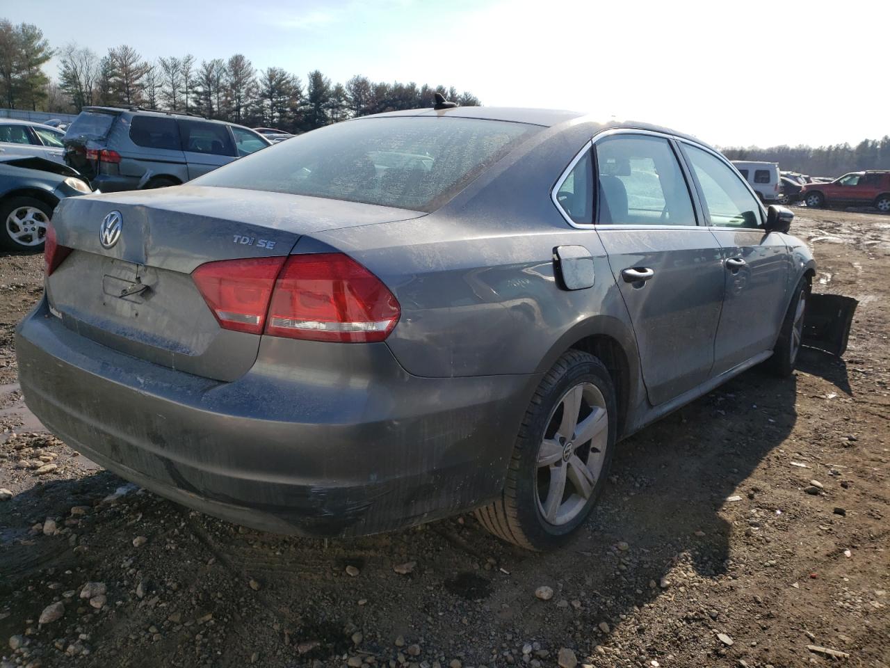 Photo 4 from auction – 2012 VOLKSWAGEN PASSAT SE with VIN 1VWBN7A33CC018293